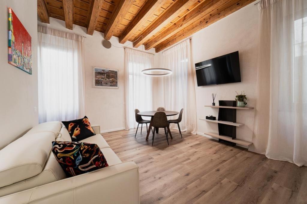 Flores Home Verona Eksteriør bilde